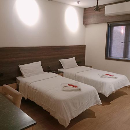 Ant Biz Rooms Near Chennai Trade Centre Kültér fotó